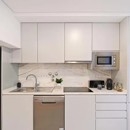 Apartment Travessa House T2 Center - With 2 Bedrooms - By Guest