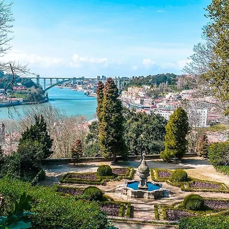Apartment Travessa House T2 Center - With 2 Bedrooms - By Guest Porto